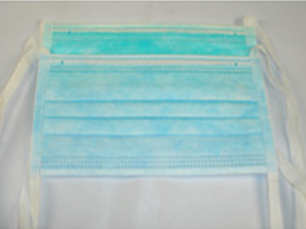 Surgical face masks 4